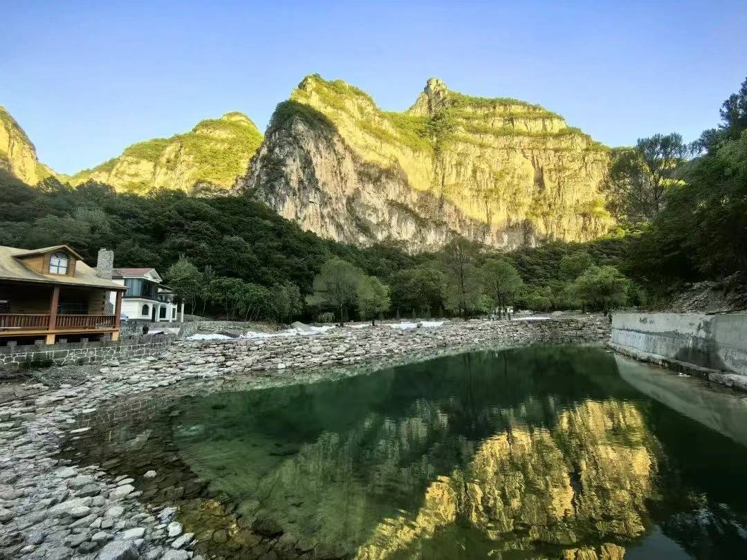 “2025 中国十大避暑山庄”榜首澳门新葡京祝贺!山西澳涞山庄登顶(图3) “2025 中国十大避暑山庄”榜首澳门新葡京祝贺!山西澳涞山庄登顶(图3)